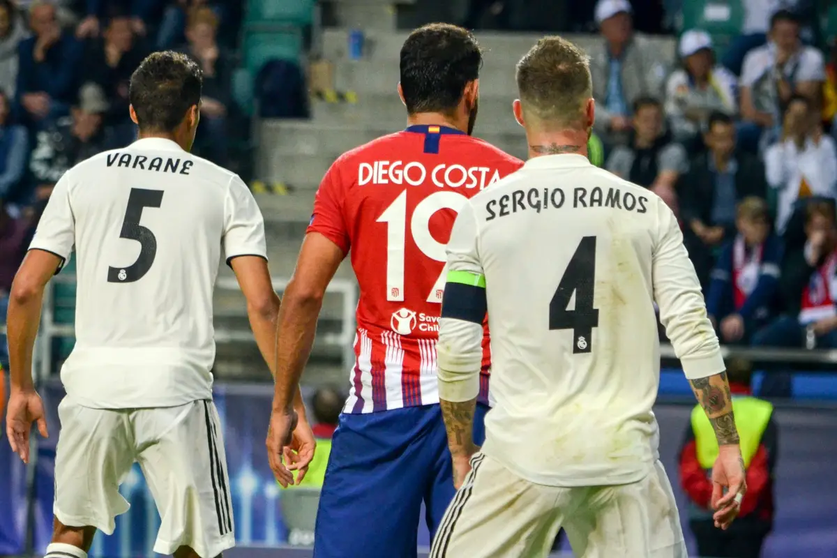 Pemain mana yang telah menerima kartu merah terbanyak dalam sejarah Laliga?